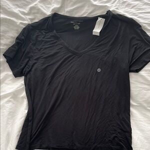 NWT American Eagle Soft & Sexy v neck size M